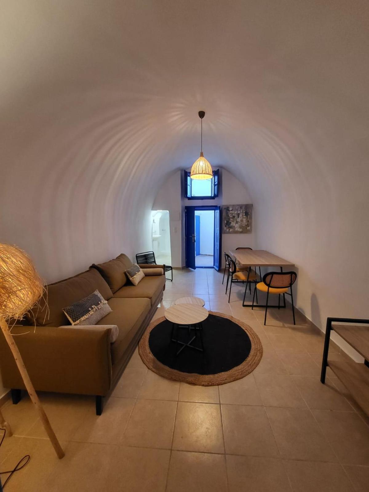 Luxury Cave Houses Mesaria エクステリア 写真