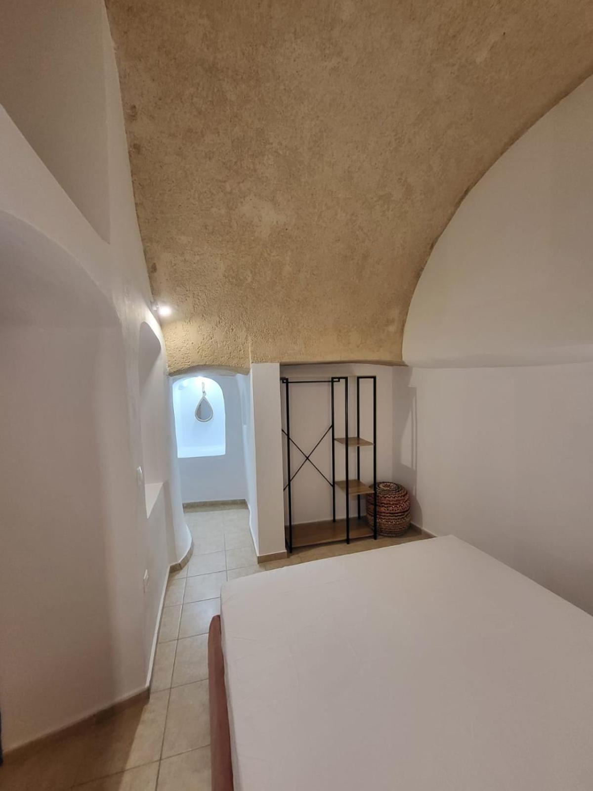 Luxury Cave Houses Mesaria エクステリア 写真